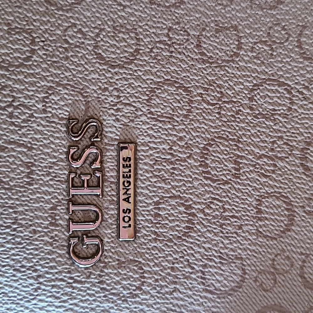 GUESS LOS ANGELES